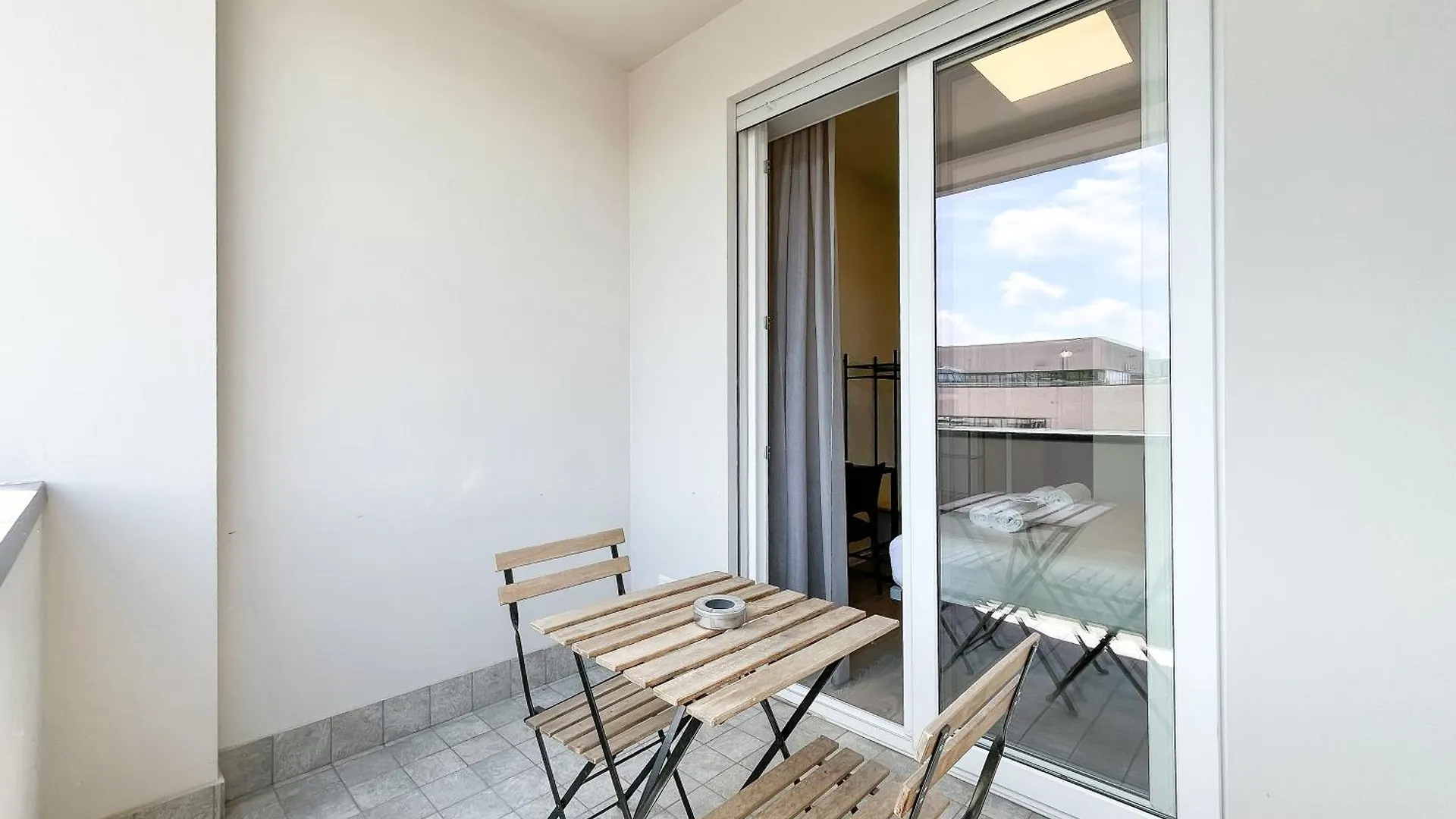 Appartement Rrrapido Colorful Rooms - Assago